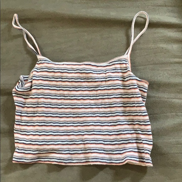 Forever 21 Tops - crop top
